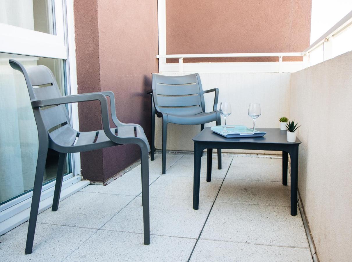Twenty Business Flats Nimes Trigone Aparthotel Exterior photo